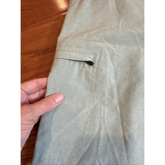 Panama Jack Men's Size 36 Hybrid Shorts Light Green Polyester NWT - Picture 2 of 5